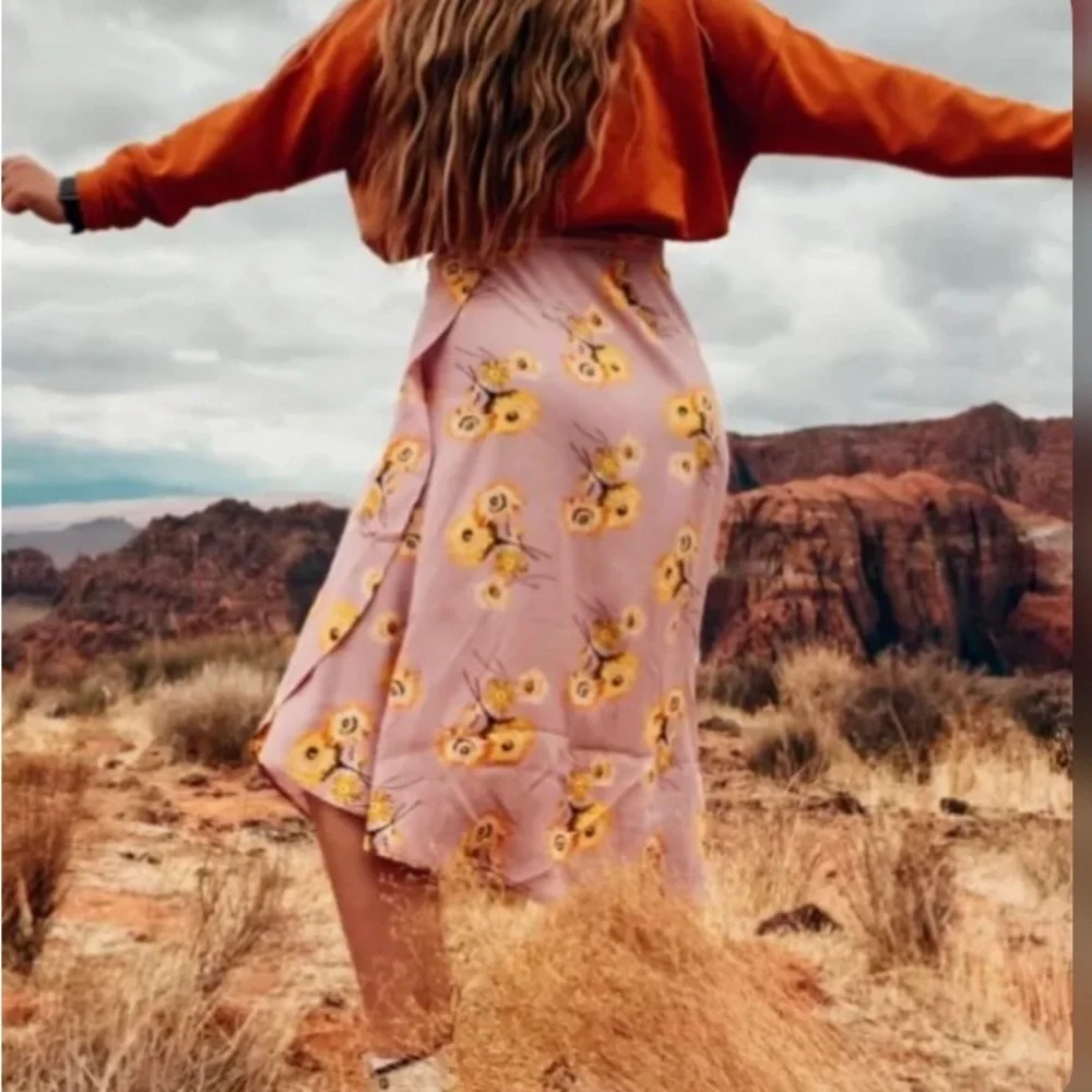 NWT Madewell Wisteria Dove Dutch Dandelions‎ Wrap Skirt